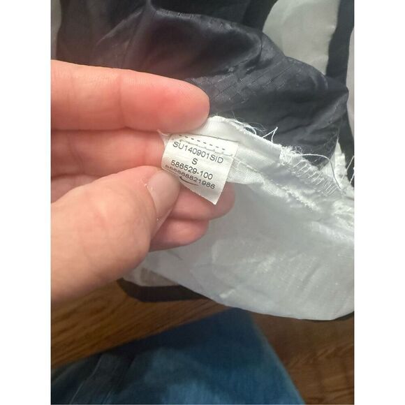 Nike White Silver Tech Hyperfuse Zip Hooded Ripstop Windbreaker Jacket Small - Picture 5 of 6